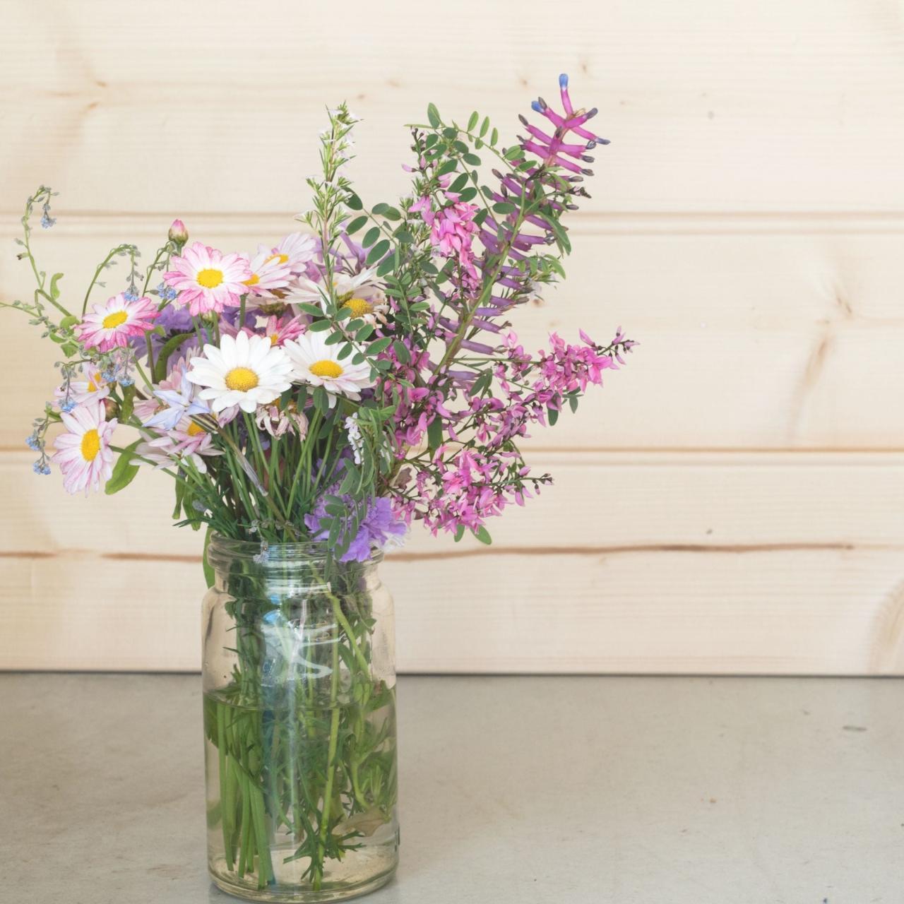 Upcycled Glass Jars – Trash to Treasure | Girl in the Garage® Upcycled Glass Jars – Trash to Treasure | Girl in the Garage®