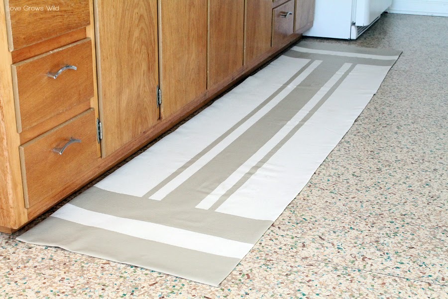 How to Make a Rug from a Drop Cloth - Love Grows Wild How to Make a Rug from a Drop Cloth - Love Grows Wild